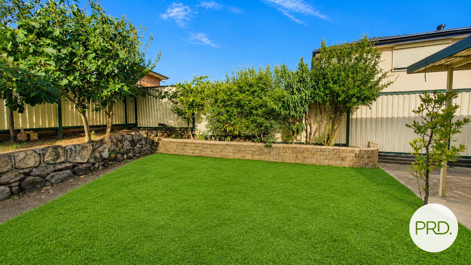 7 Topnot Ave  HINCHINBROOK 10