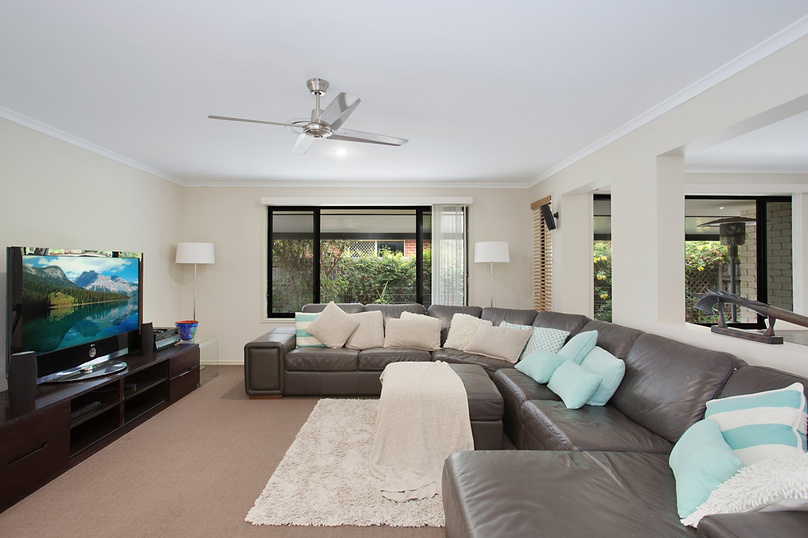 7 Traminer Court TWEED HEADS SOUTH 2