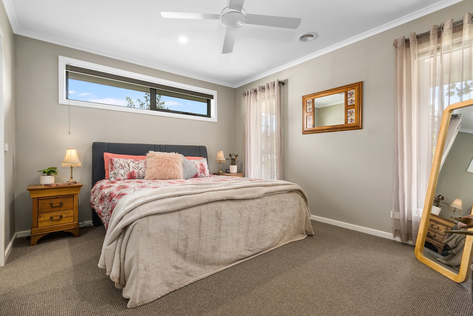 Real Estate and Property in 7 Tributary Way, Woodend, VIC