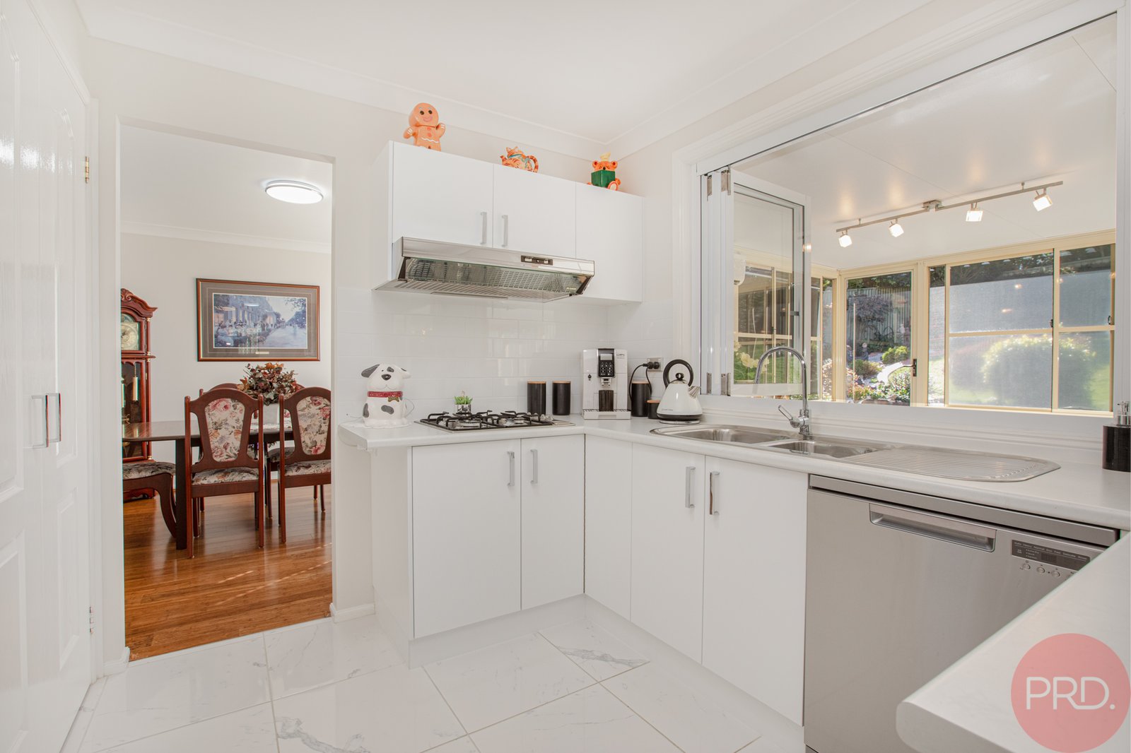 7 Tristania Court THORNTON 5