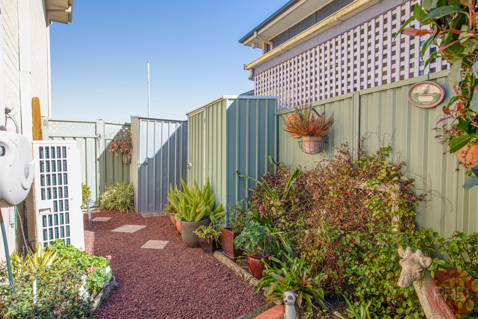 7 Tristania Court THORNTON 22