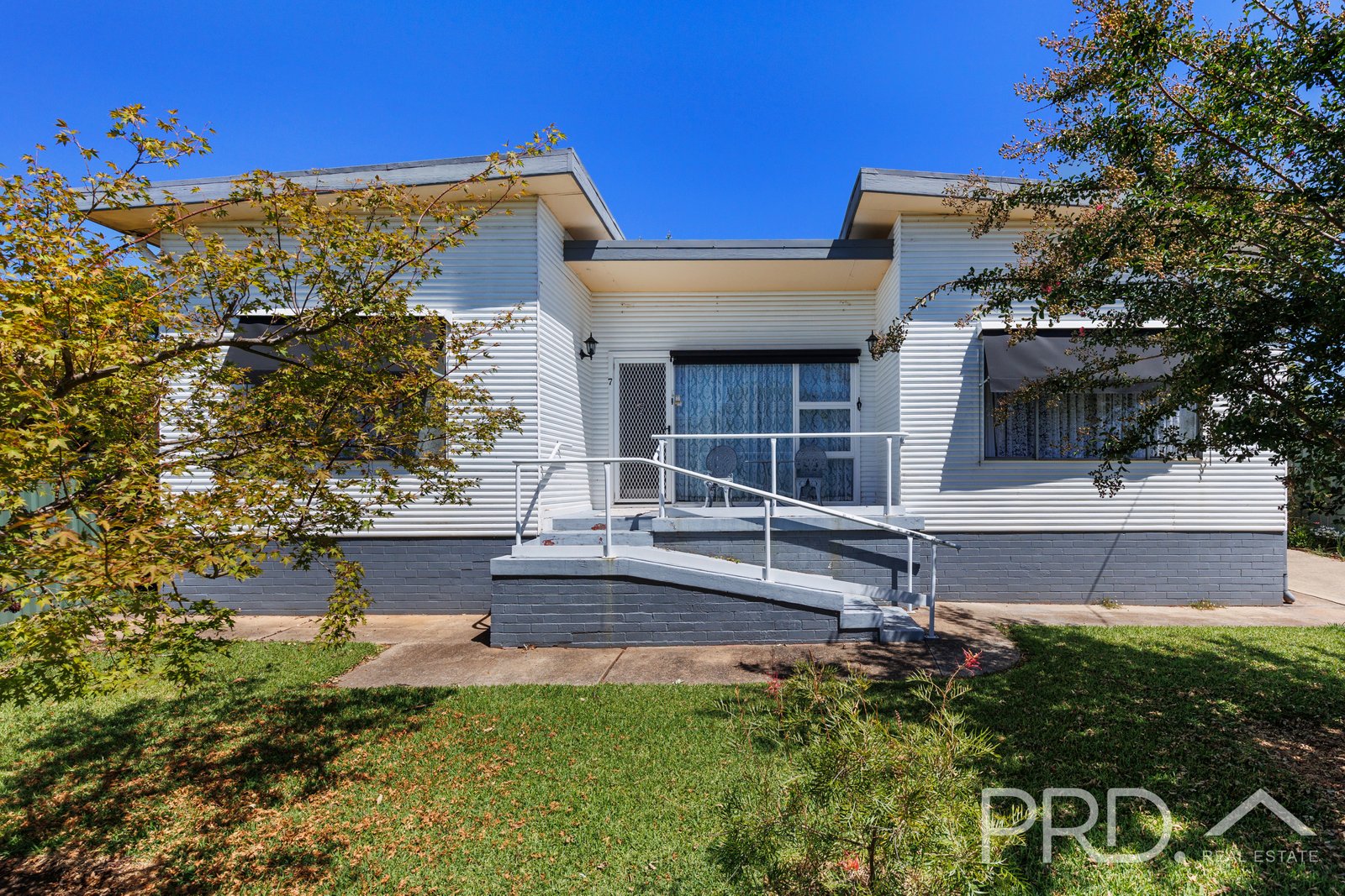 7 Tumut Plains Road TUMUT 15