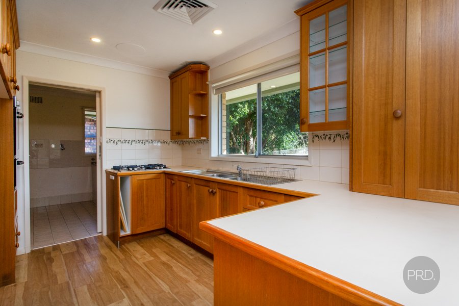 7 Tygh Street LAPSTONE 5