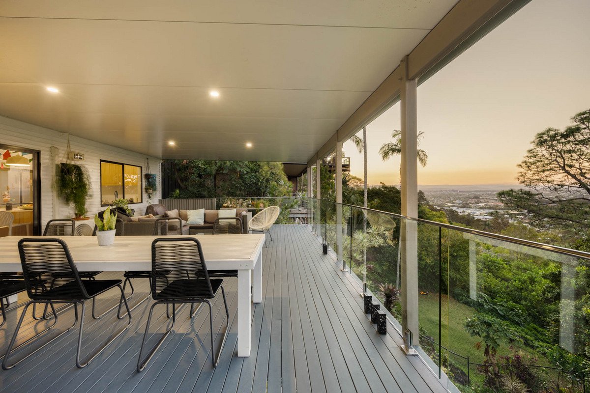 7 Vantage Point Drive Burleigh Heads 3