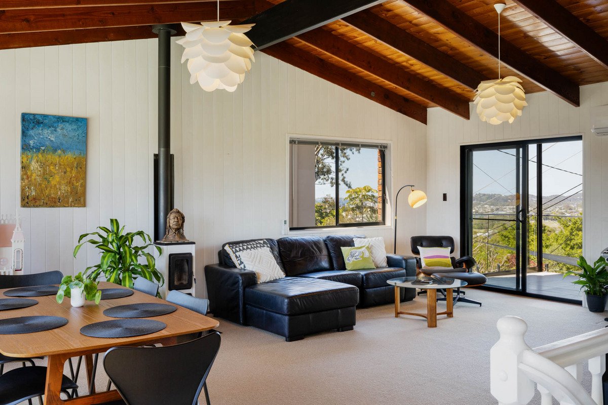 7 Vantage Point Drive Burleigh Heads 8