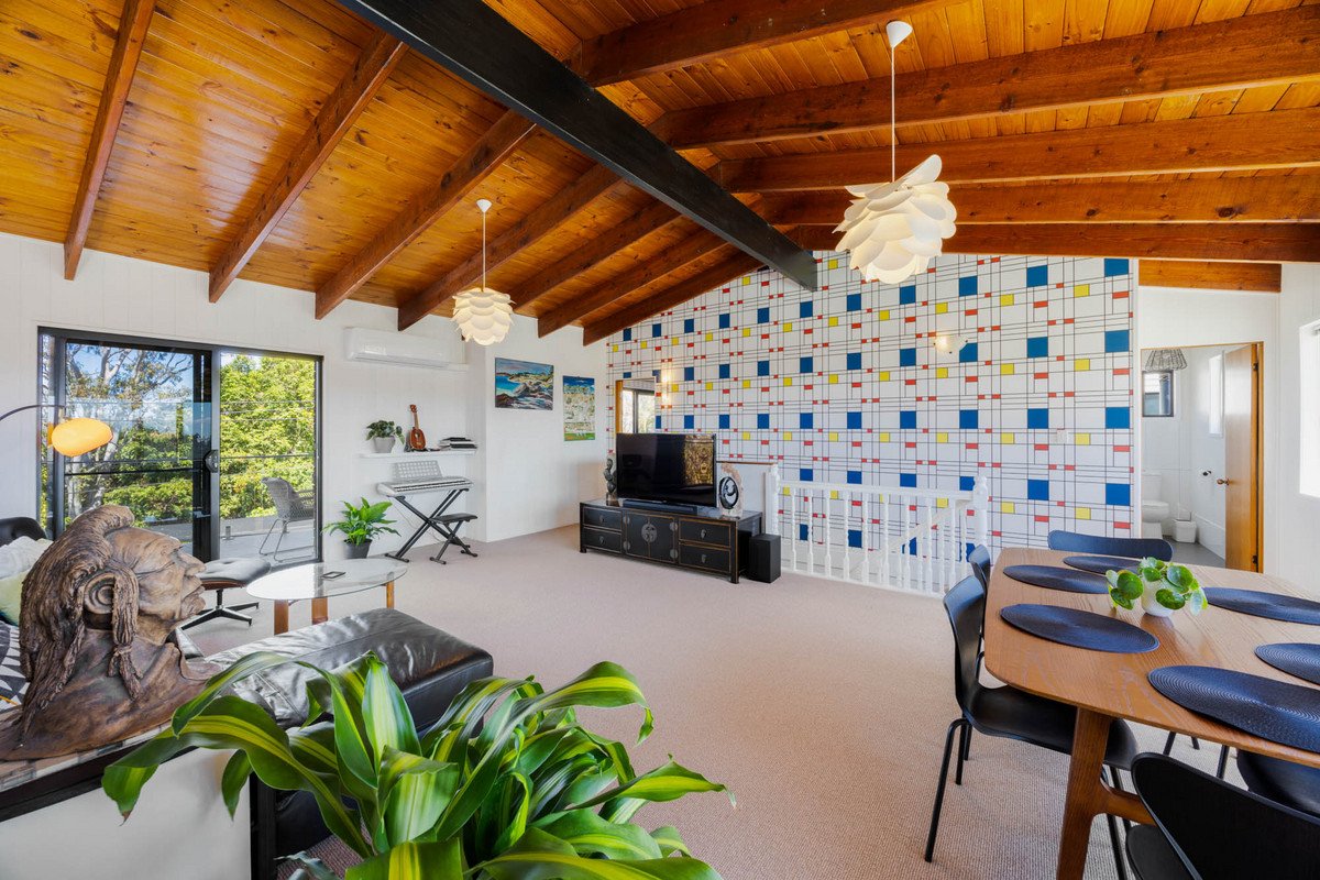 7 Vantage Point Drive Burleigh Heads 10