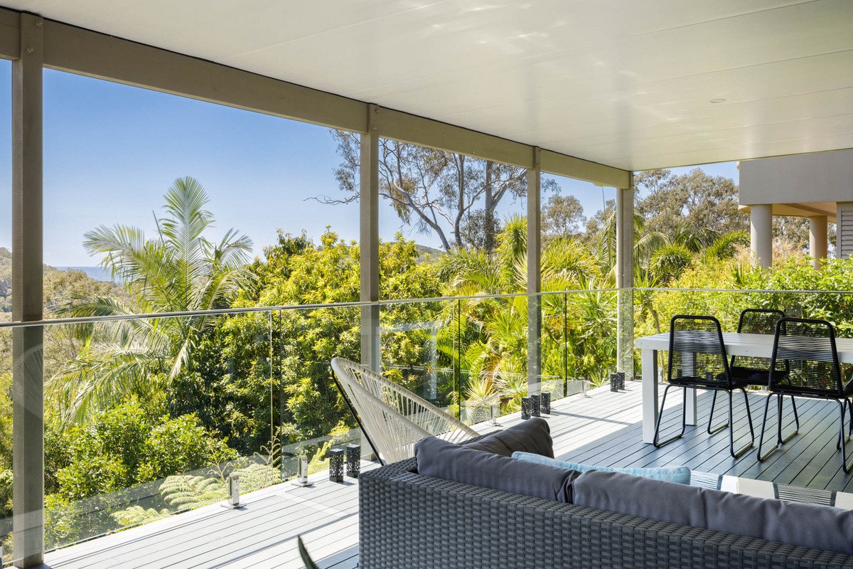 7 Vantage Point Drive Burleigh Heads 19