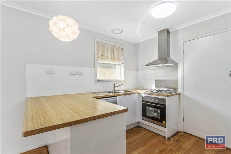 7 Vickers Court KENNINGTON 3