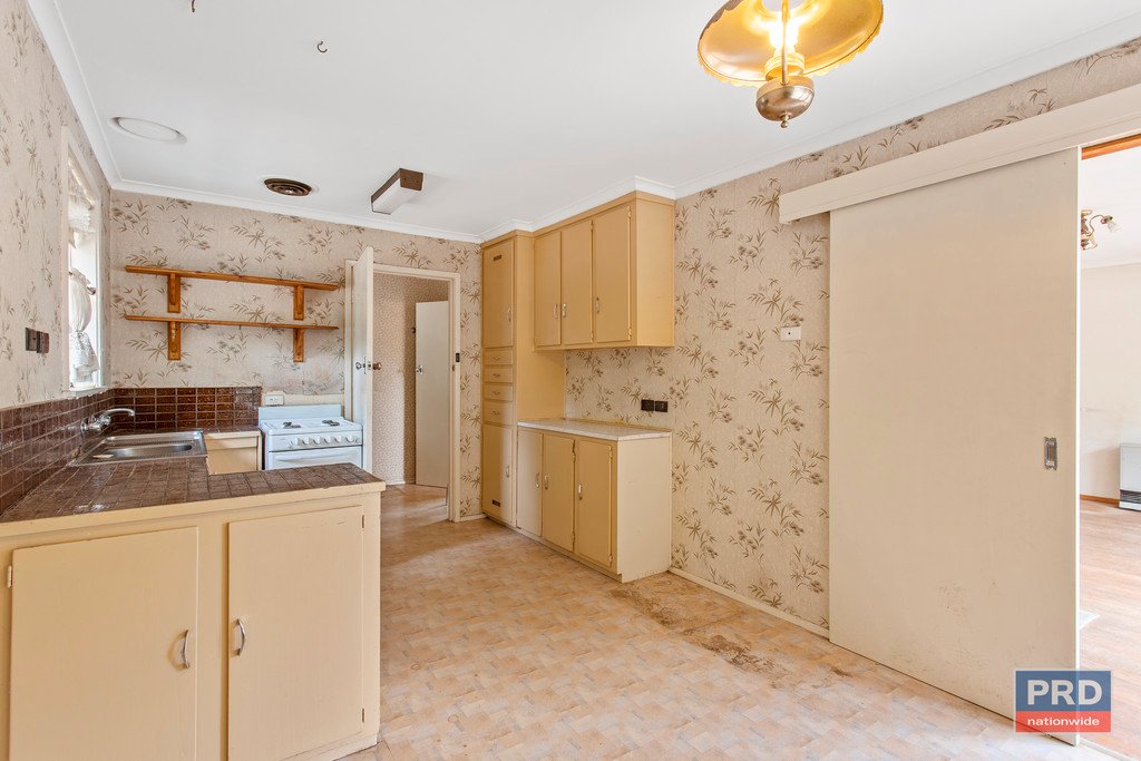 7 Vickers Court KENNINGTON 4