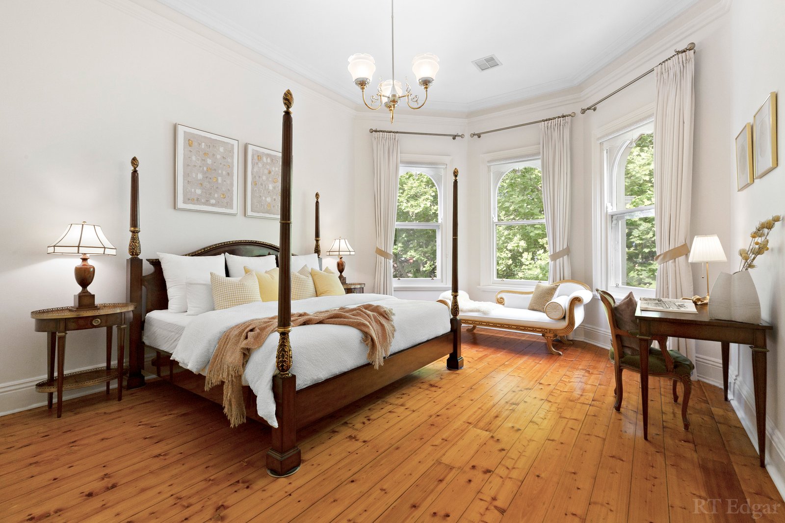 Real Estate and Property in 7 Victoria Avenue, Canterbury, VIC