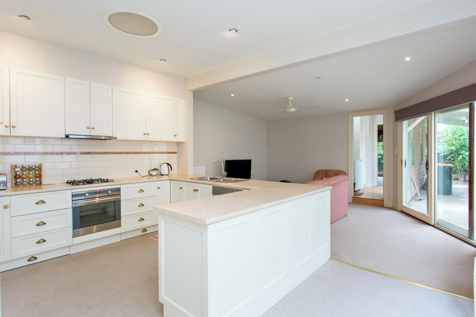Gallery: 7 Victoria Avenue