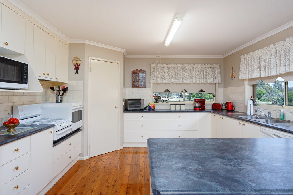 7 Wagga Wagga Street OURA 2