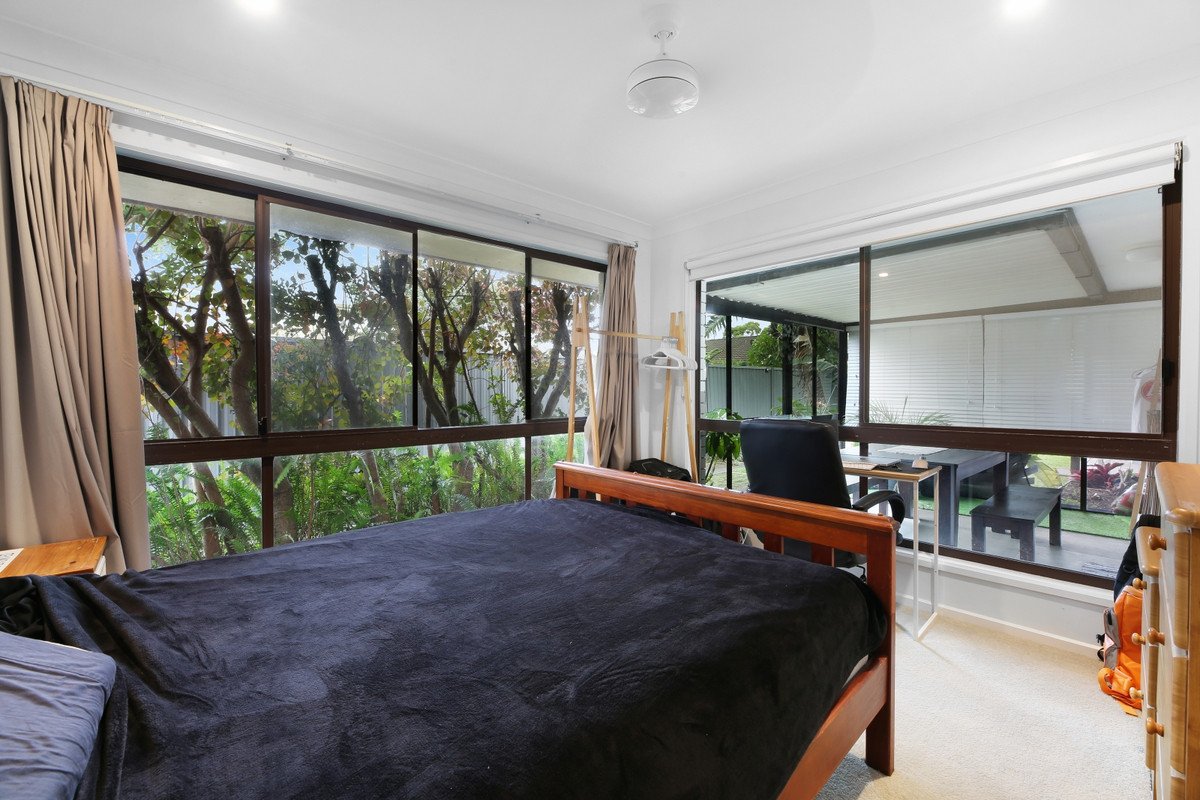 7 Walker Avenue Palm Beach 19