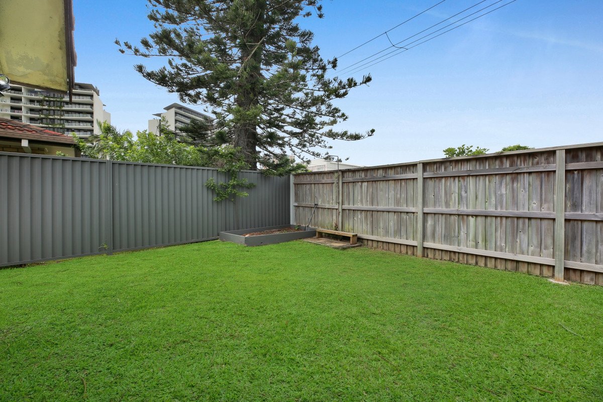 7 Walker Avenue Palm Beach 27