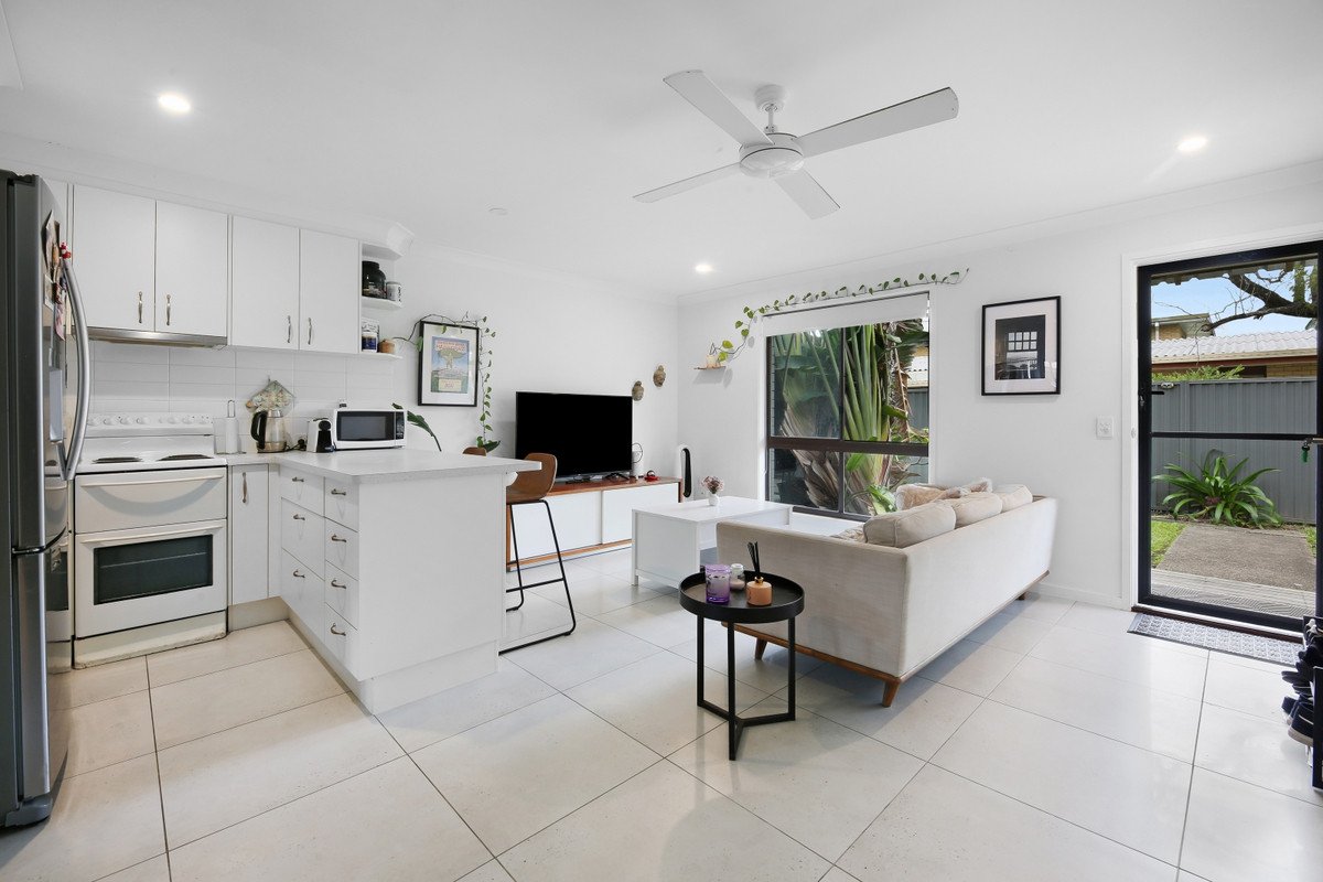 7 Walker Avenue Palm Beach 33