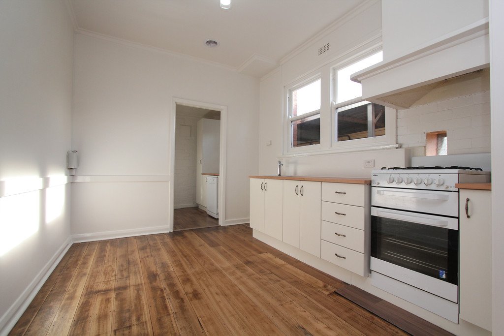 7 Walsh Avenue BALLARAT NORTH 3