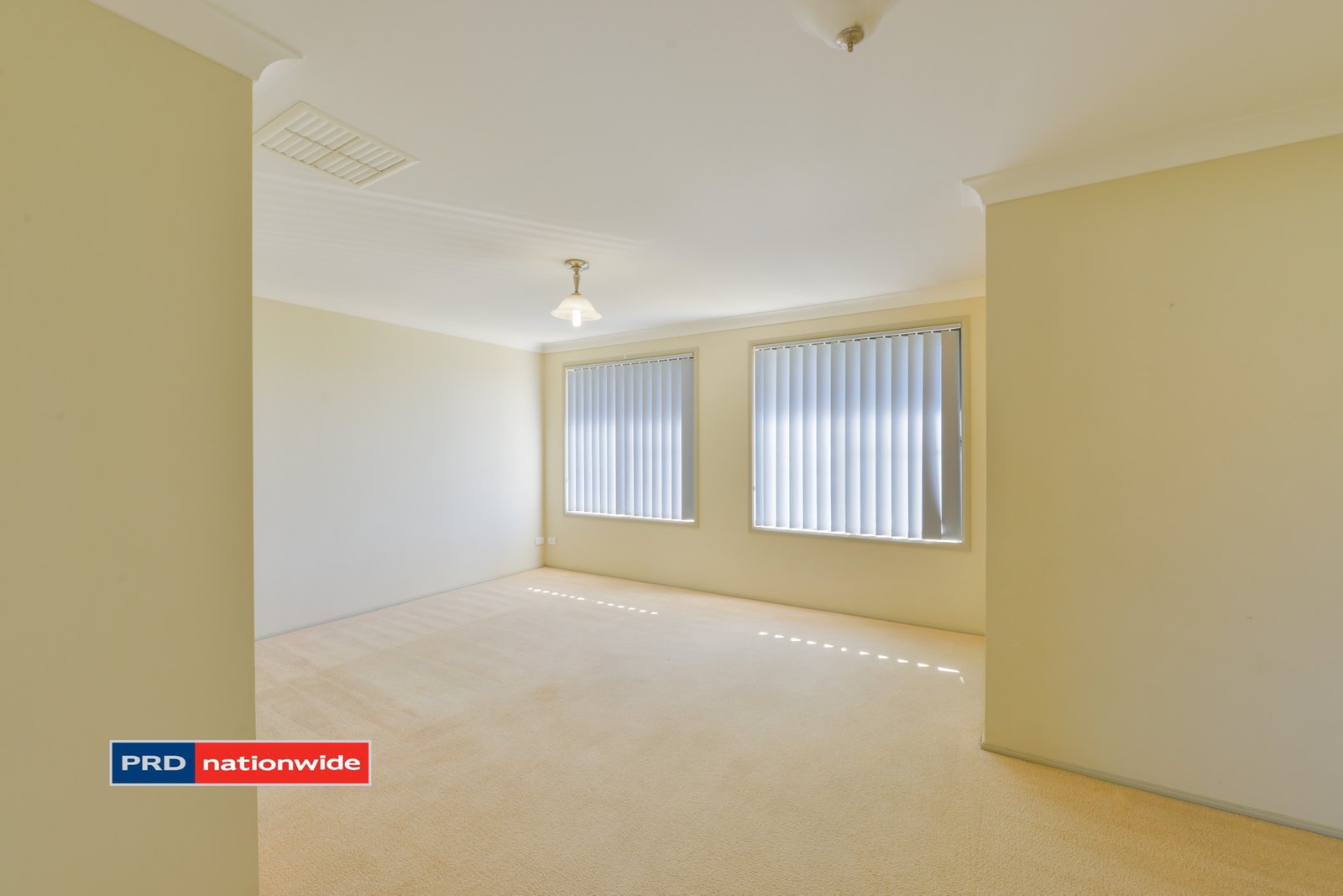 7 Warburton Drive TAMWORTH 3
