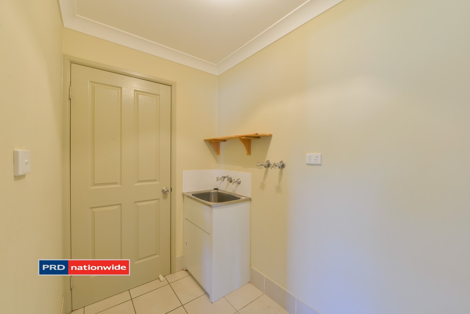7 Warburton Drive TAMWORTH 10