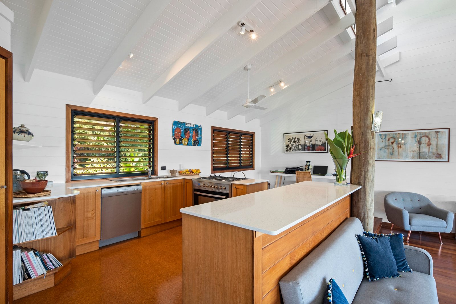 7 Warrain Street SHUTE HARBOUR 30