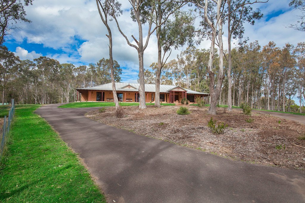 7 Warrigal Close BRANDY HILL 3