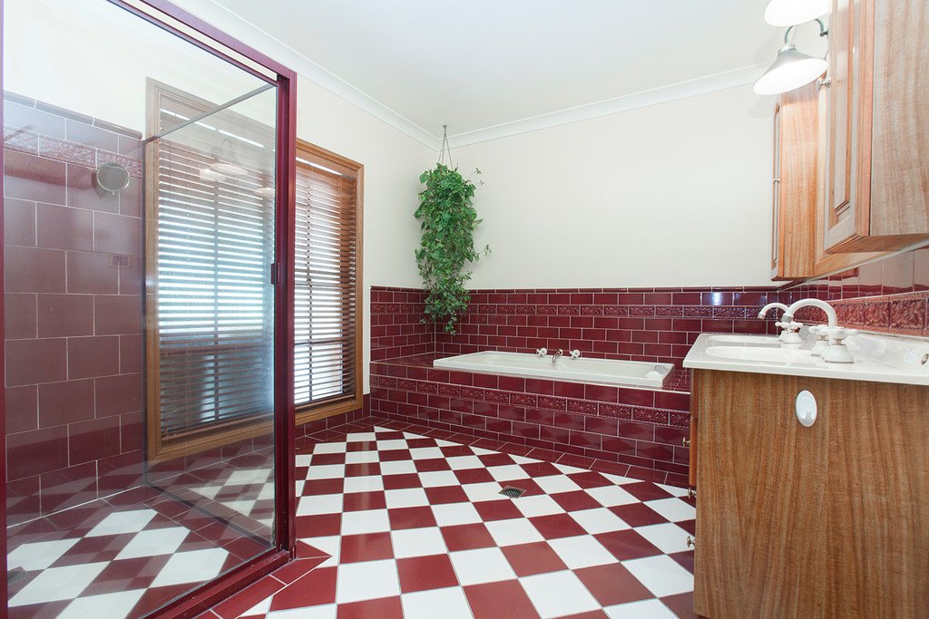 7 Warrigal Close BRANDY HILL 23