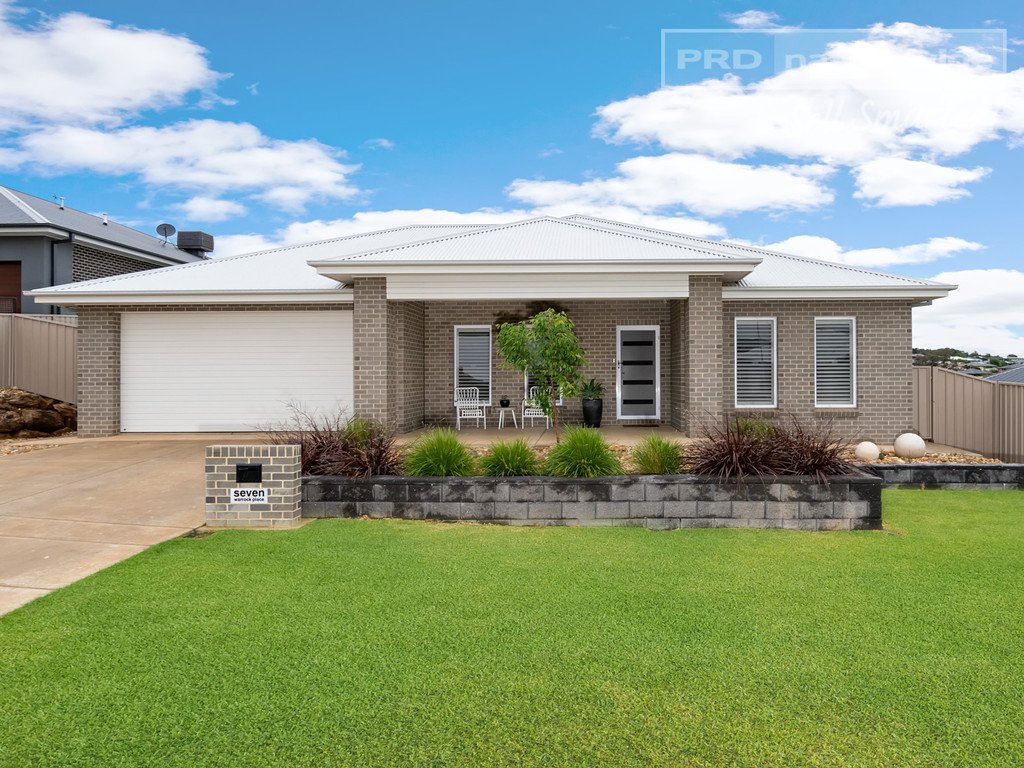 7 Warrock Place WAGGA WAGGA 14