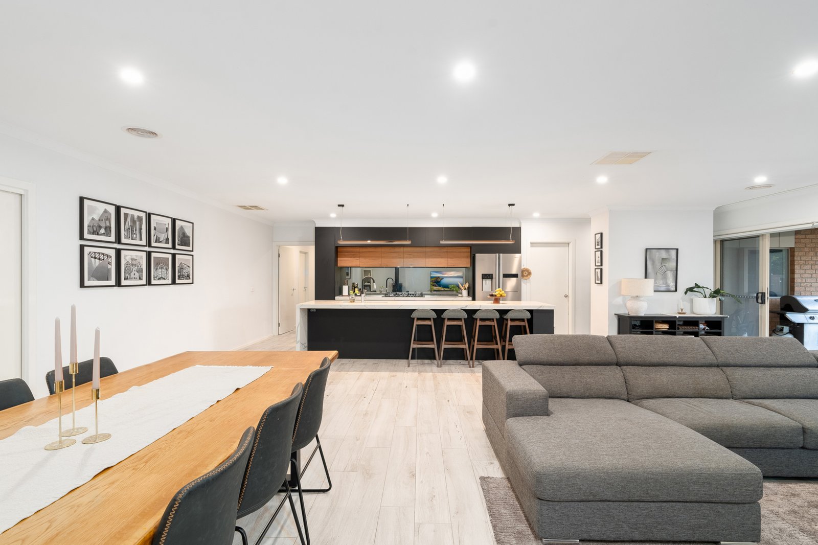 Gallery: 7 Waugh Court