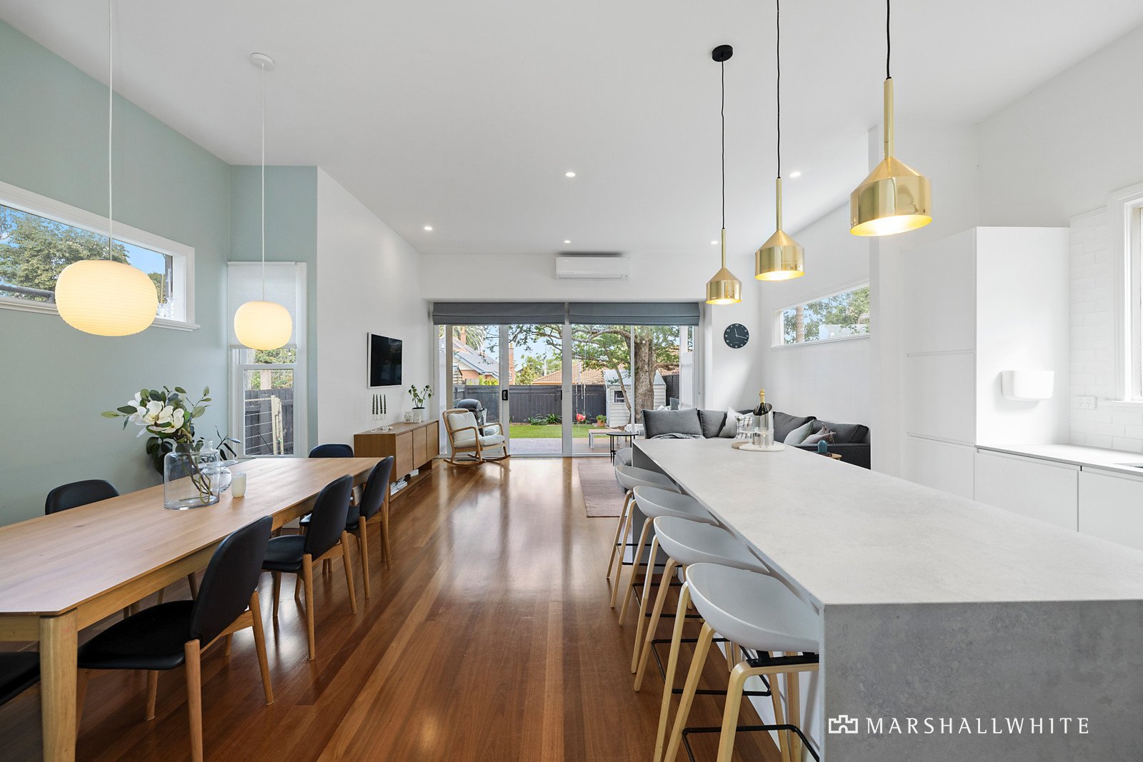 7 Wave Street, Hampton, VIC