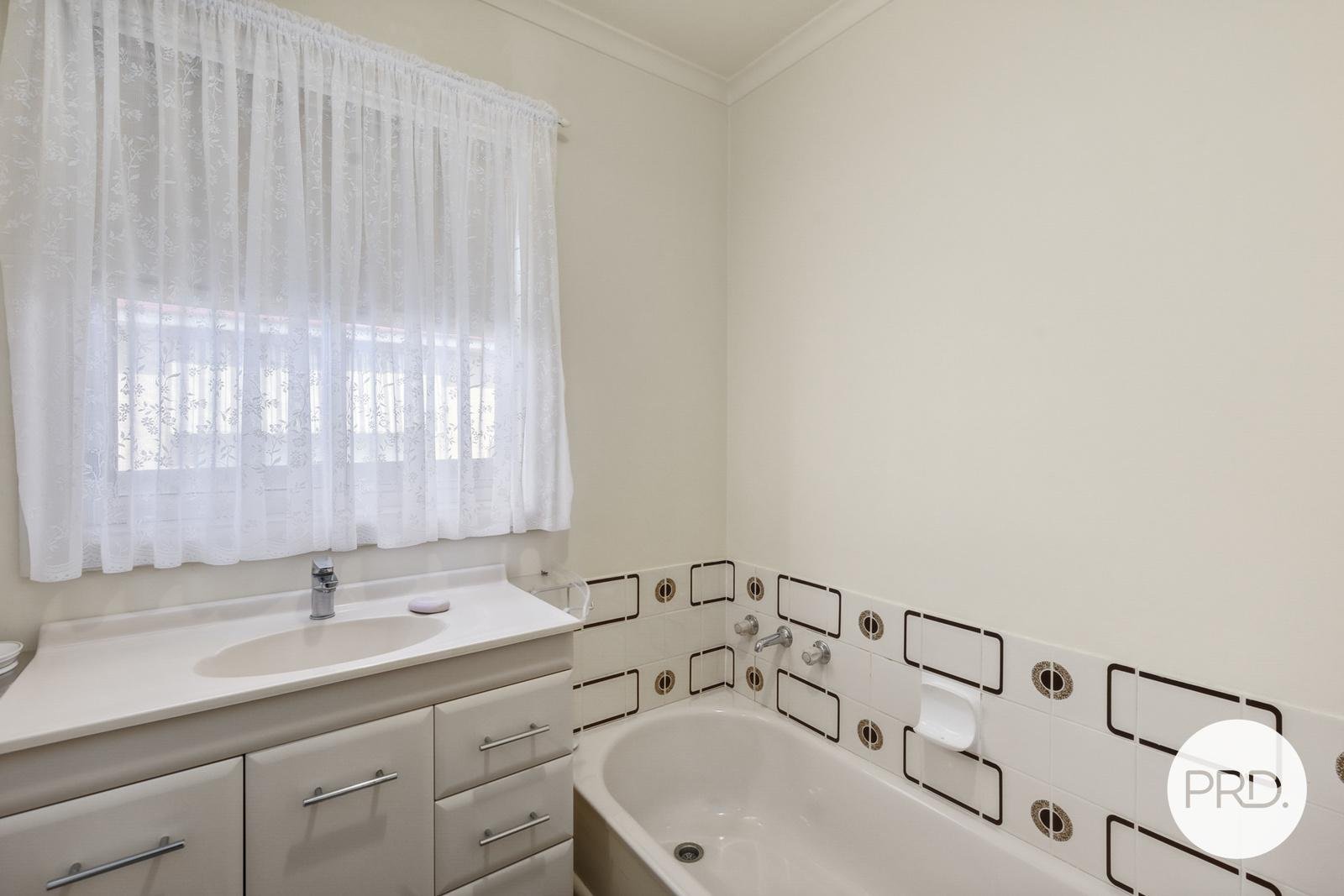 7 Webb Avenue SEYMOUR 7