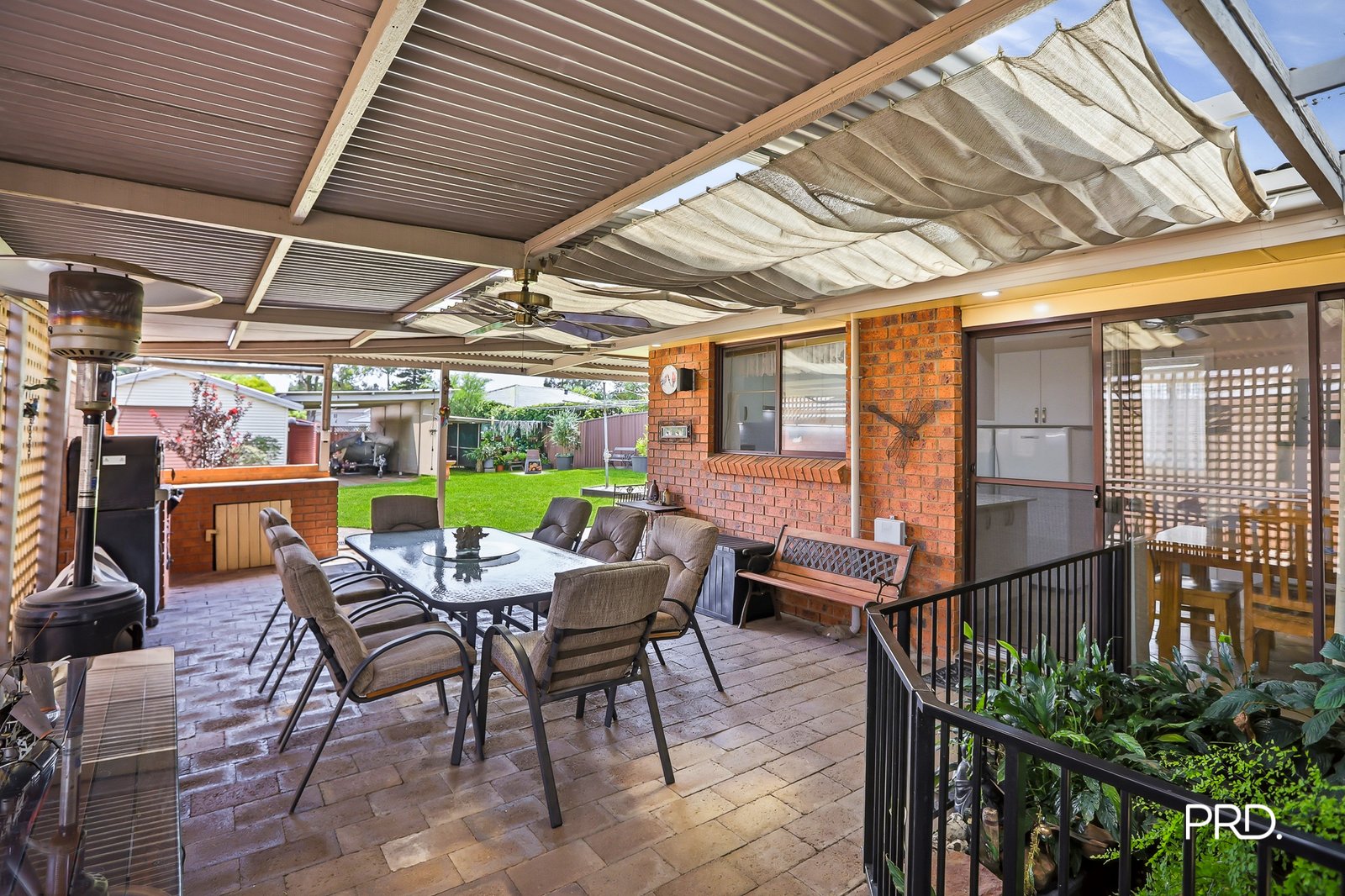 7 Wescoe Place CRANEBROOK 12