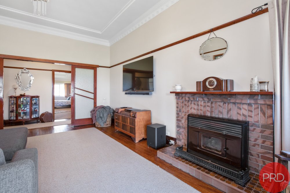 7 West st  GRETA 9