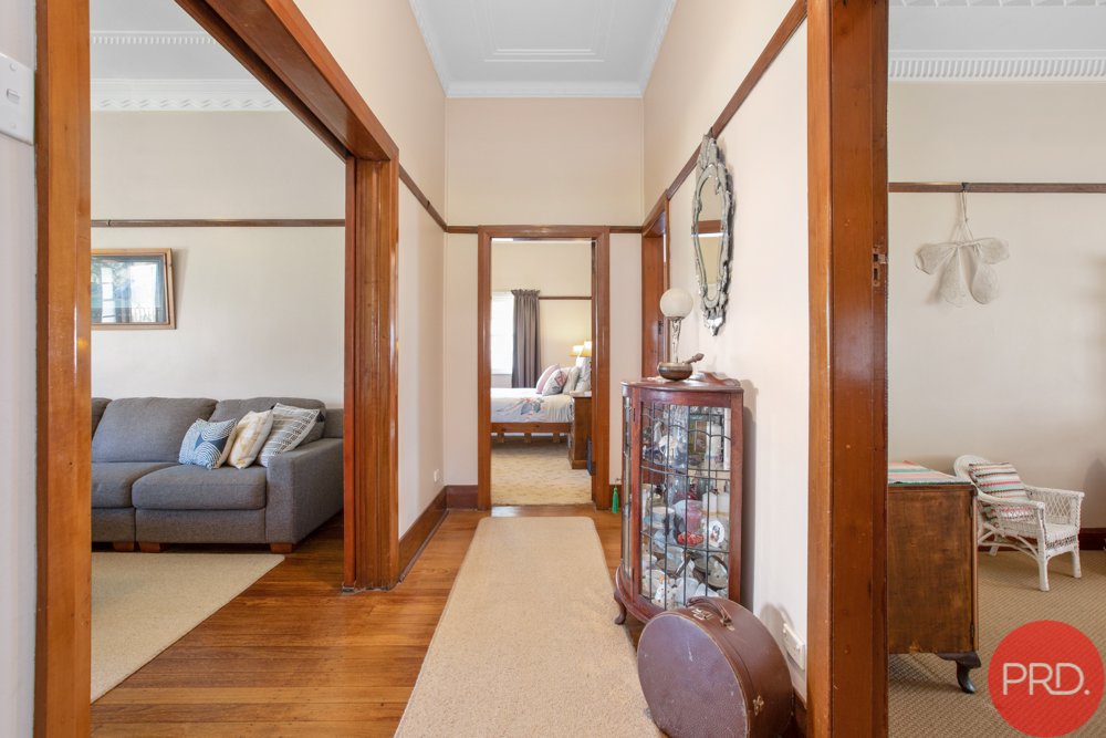 7 West st  GRETA 12