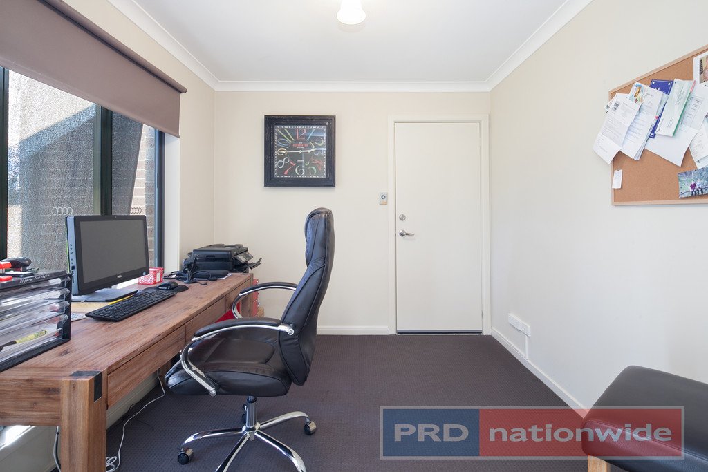 7 West Street CLUNES 9