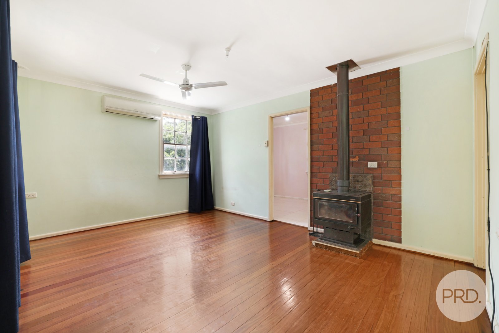 7 Westow Crescent TAMWORTH 3