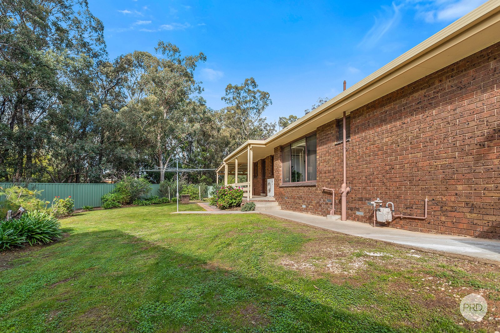 7 Windsor Court KENNINGTON 10