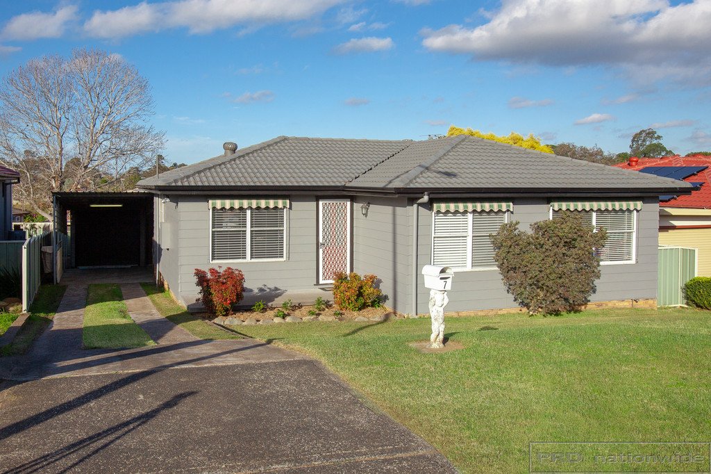 7 Wolstenholme Street RUTHERFORD 1