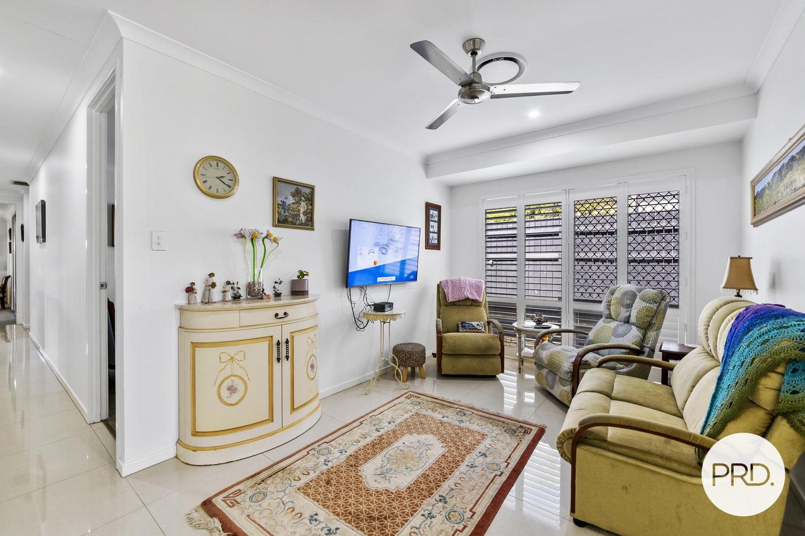 7 Woodside Drive GATTON 10