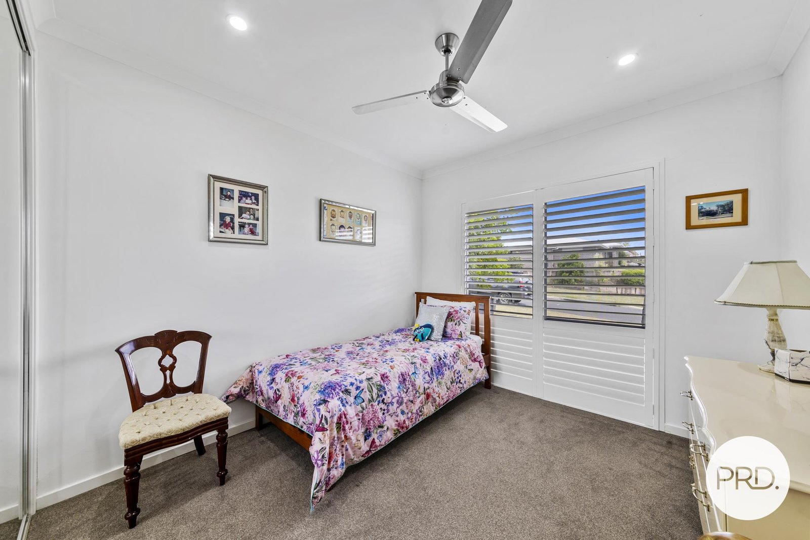 7 Woodside Drive GATTON 12