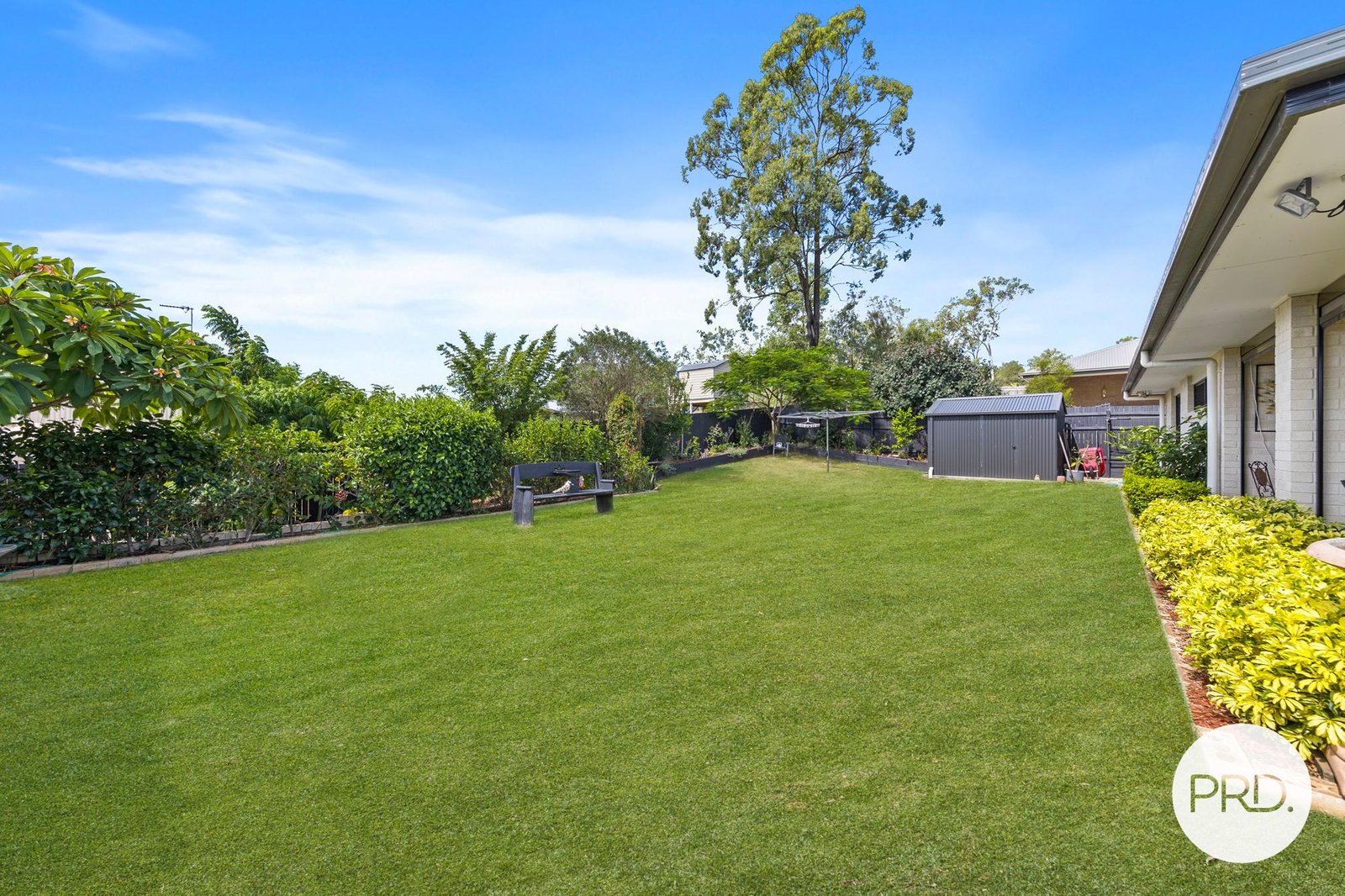 7 Woodside Drive GATTON 17