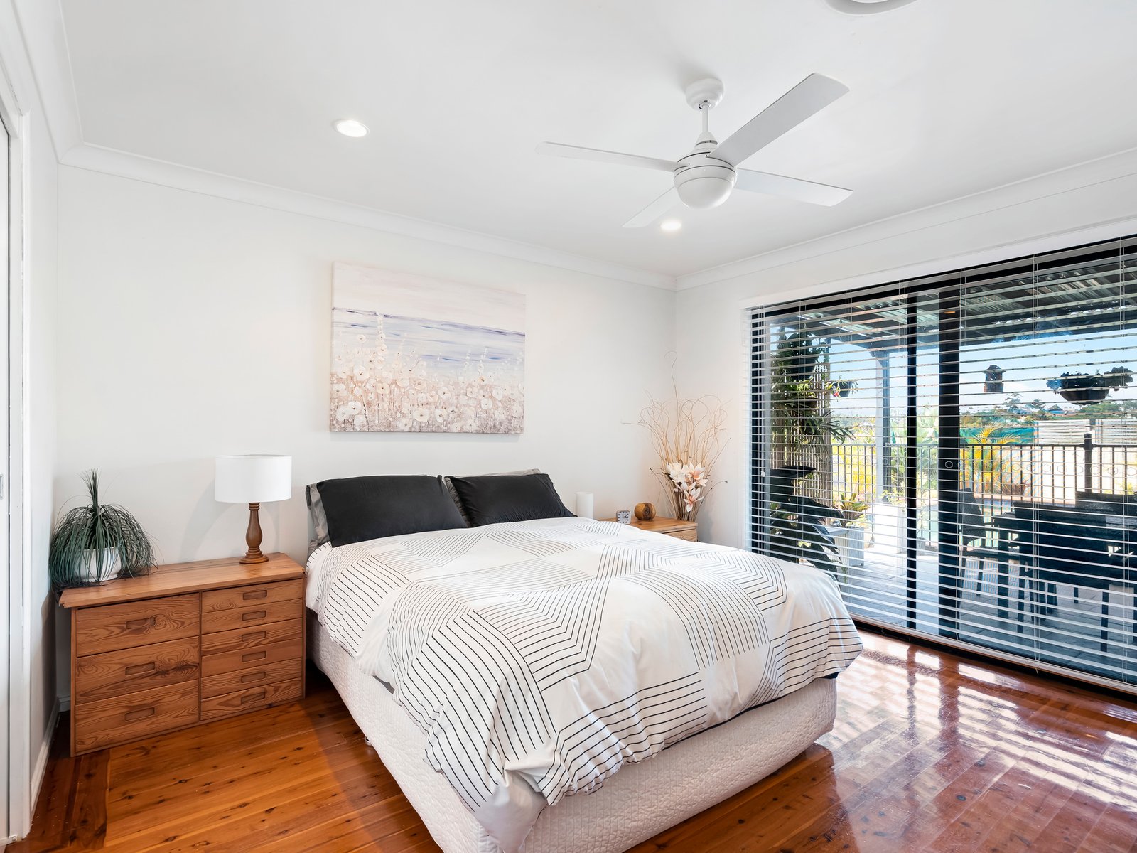 7 Wyara Close ELANORA 16