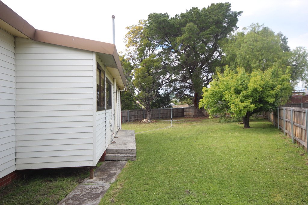 7 Wyralla Court AUSTINS FERRY 10