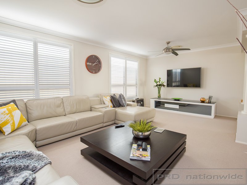 7 Yaldara Avenue THORNTON 4