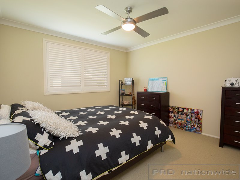 7 Yaldara Avenue THORNTON 17