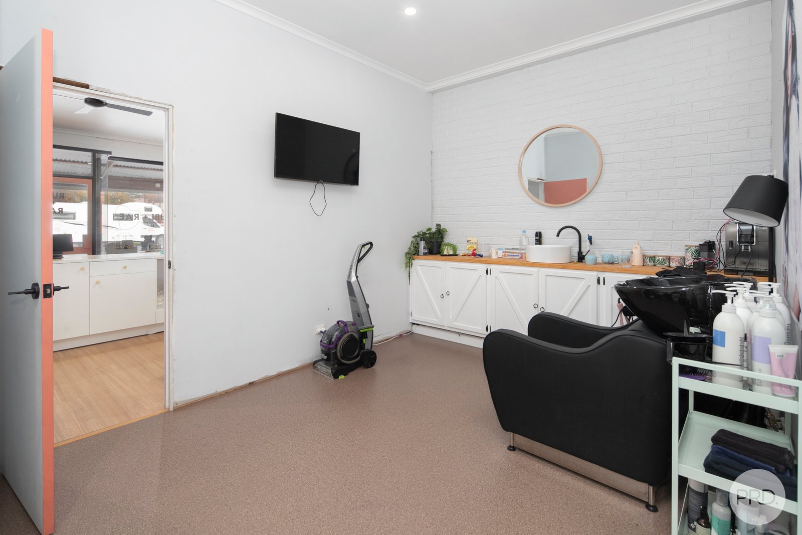 70, 70A & 70 Rear Neill Street BEAUFORT 6