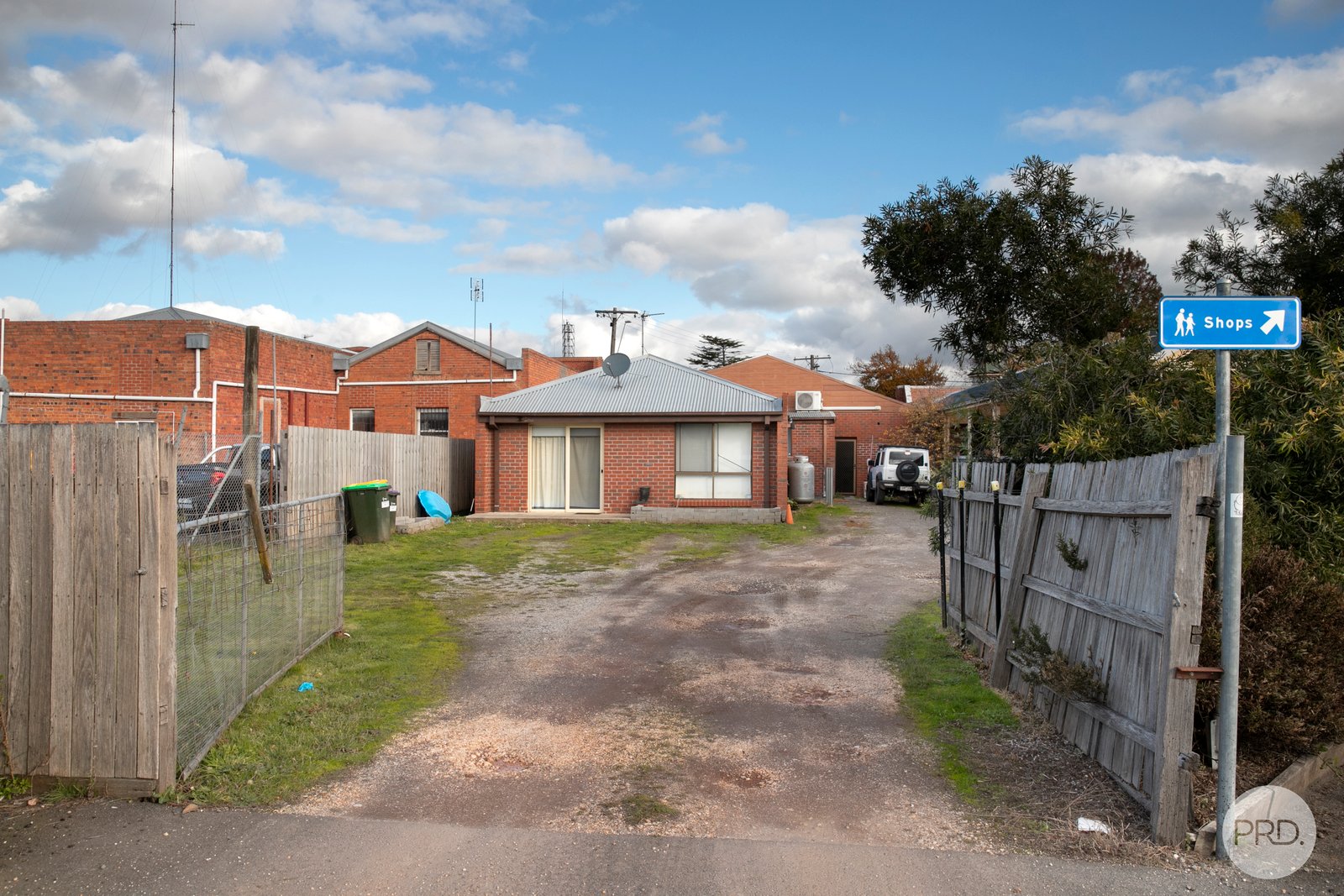 70, 70A & 70 Rear Neill Street BEAUFORT 14