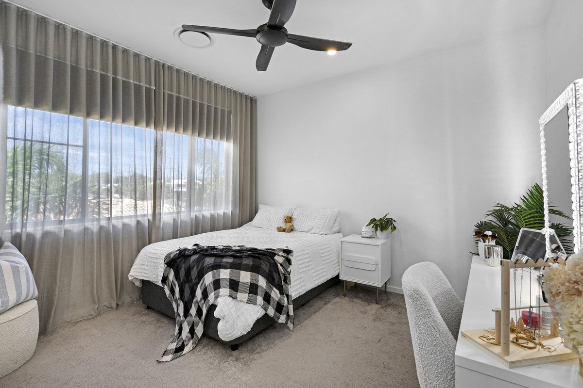 70 Acanthus Avenue Burleigh Heads 14