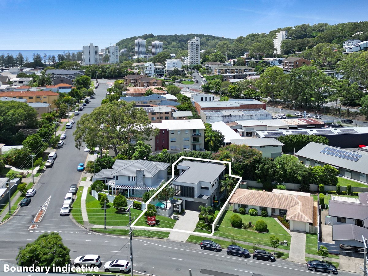 70 Acanthus Avenue Burleigh Heads 19