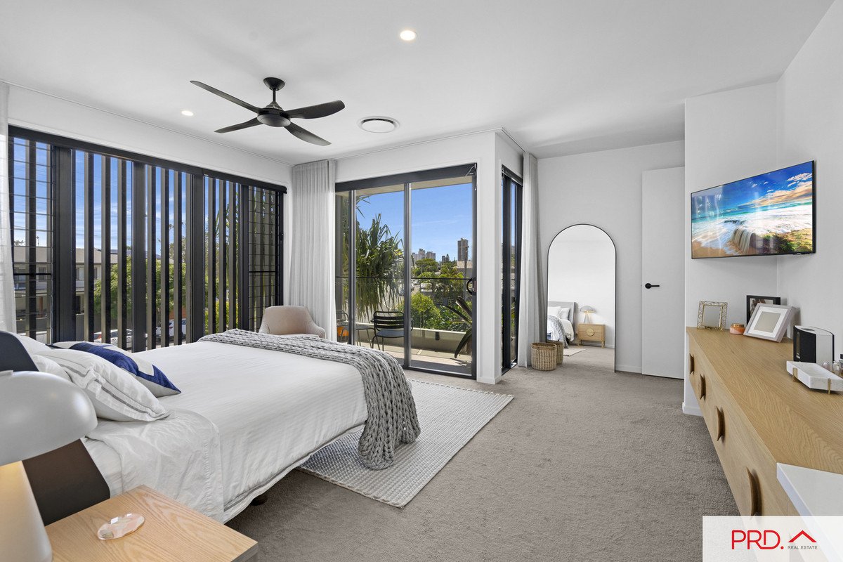 70 Acanthus Avenue Burleigh Heads 10