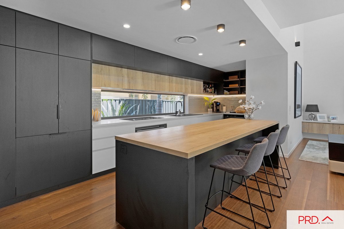 70 Acanthus Avenue Burleigh Heads 7