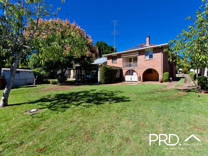 70 Avondale Avenue EAST LISMORE 2